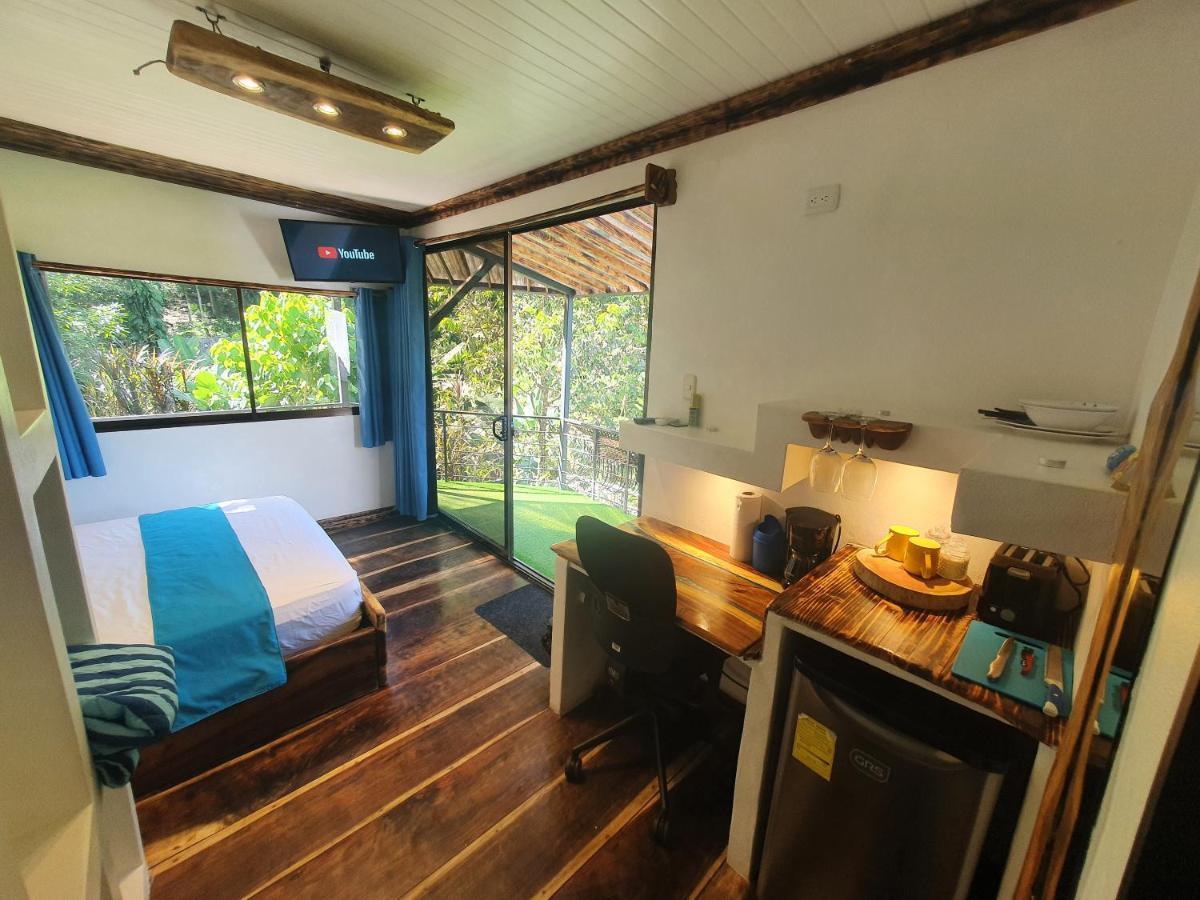 Hotel Glamping Tomaselli Manuel Antonio Zewnętrze zdjęcie